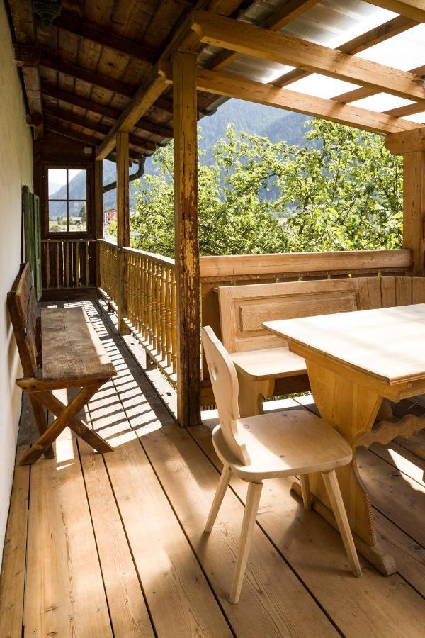 Hotel Chasa Chalavaina Müstair Buitenkant foto